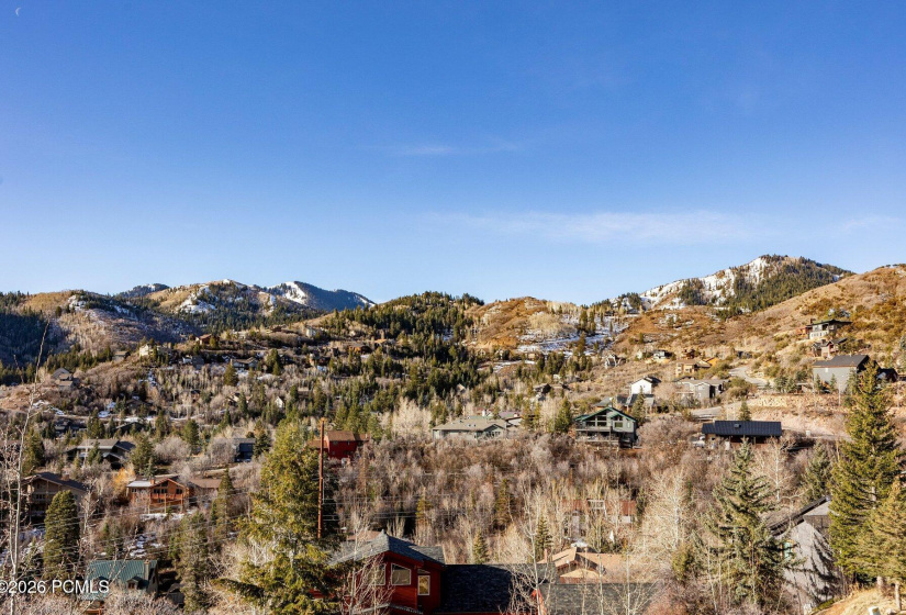 063_3682_sunridge_drive-024_375