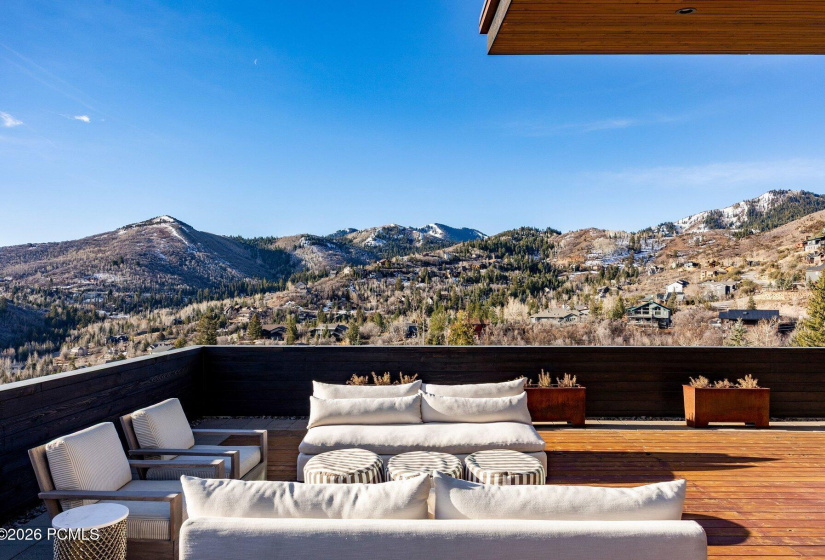 009_3682_sunridge_drive-019_589