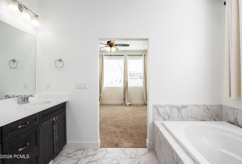 027_1681s1110e-7-bh_450