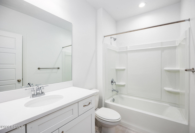 033_1681s1110e-14-bh_77