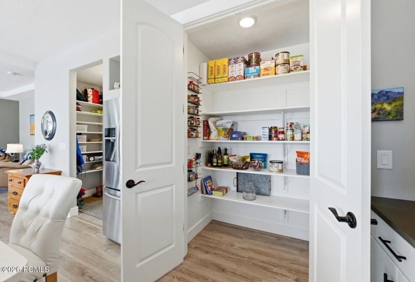 11_Pantry_1800x1200_4319770