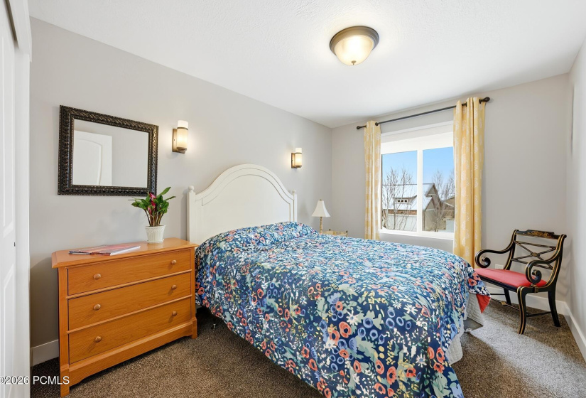 22_Bedroom_1800x1200_4319757