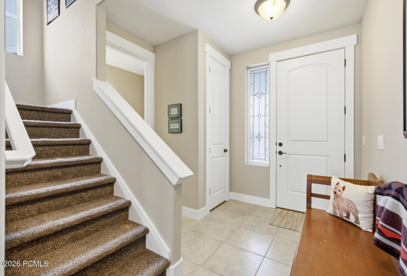 33_Entryway_1800x1200_4319731