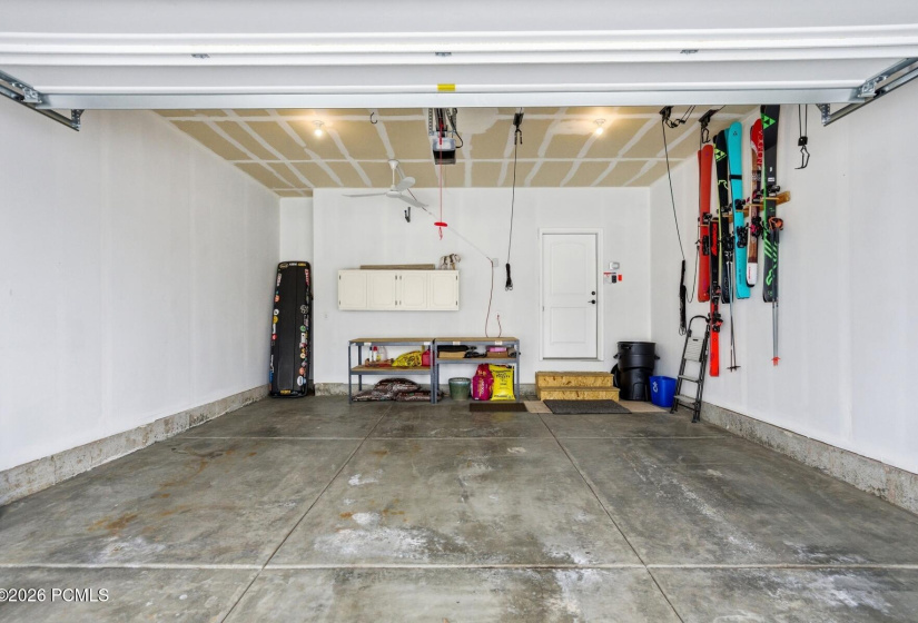 38_Garage_1800x1200_4319760