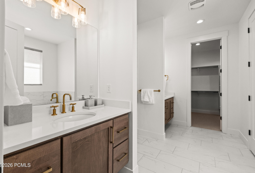 11655 N Shoreline_009