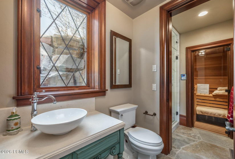 065_1083snowberryst71_592