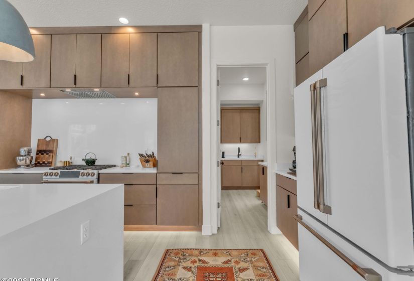 10-web-or-mls-11609-dorian-dr