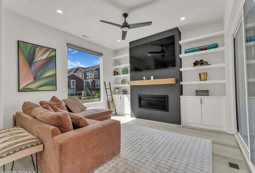 15-web-or-mls-11609-dorian-dr