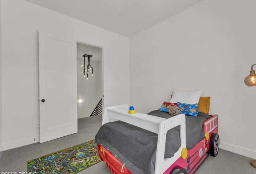 31-web-or-mls-11609-dorian-dr