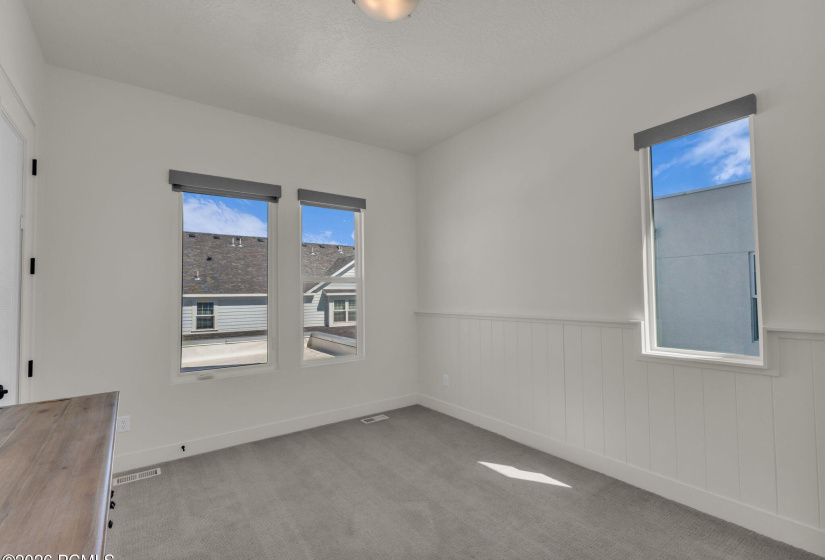 34-web-or-mls-11609-dorian-dr