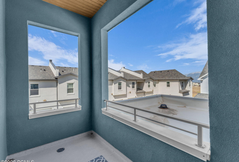 35-web-or-mls-11609-dorian-dr