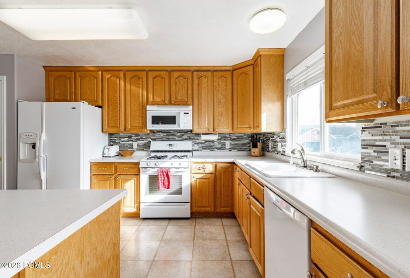 012_7737_south_5200_west-006_935