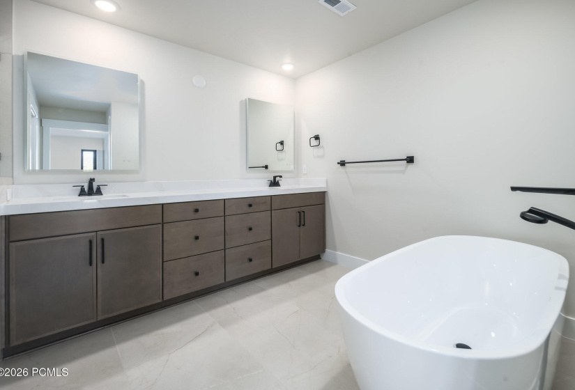 023_1973_w_osprey_qt-18_508