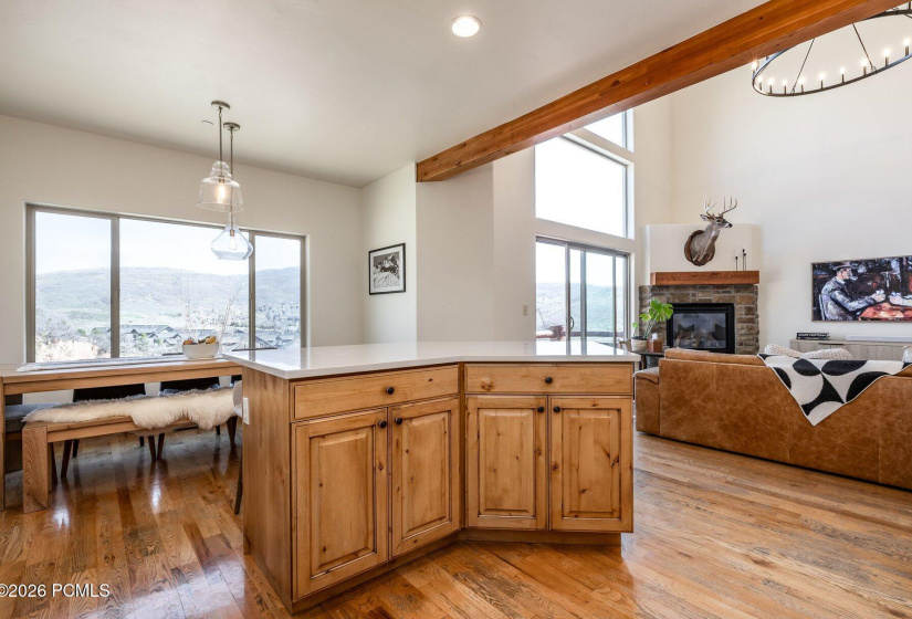 011_3360cedardrive-35_806