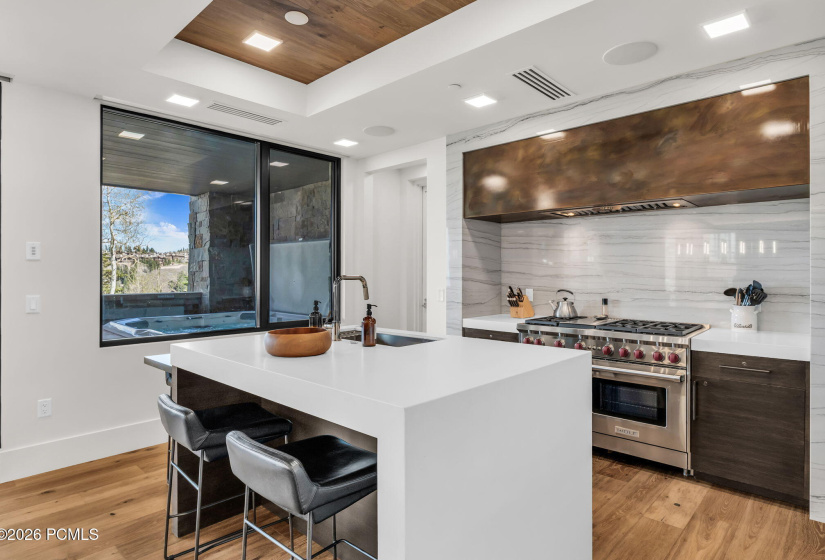 14-web-or-mls-7697-village-way-104