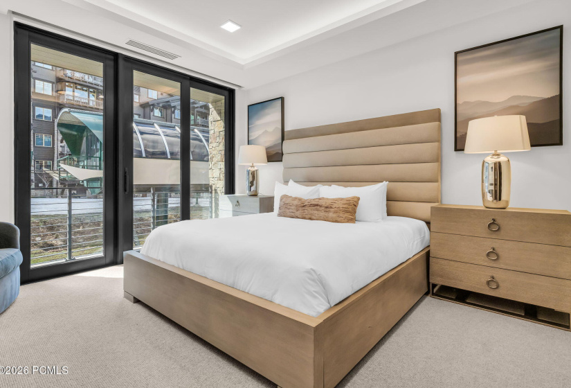 32-web-or-mls-7697-village-way-104