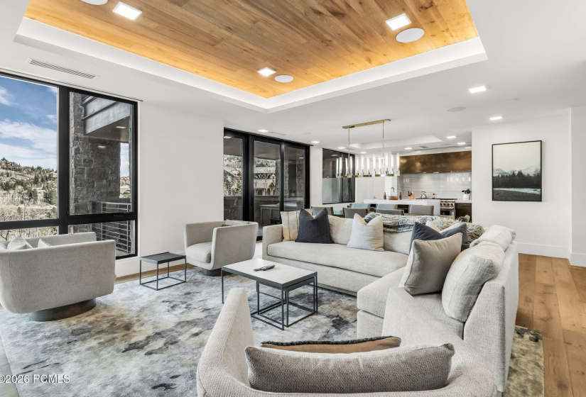 3-web-or-mls-7697-village-way-104