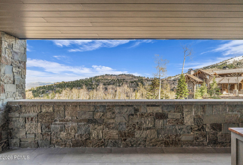 40-web-or-mls-7697-village-way-104