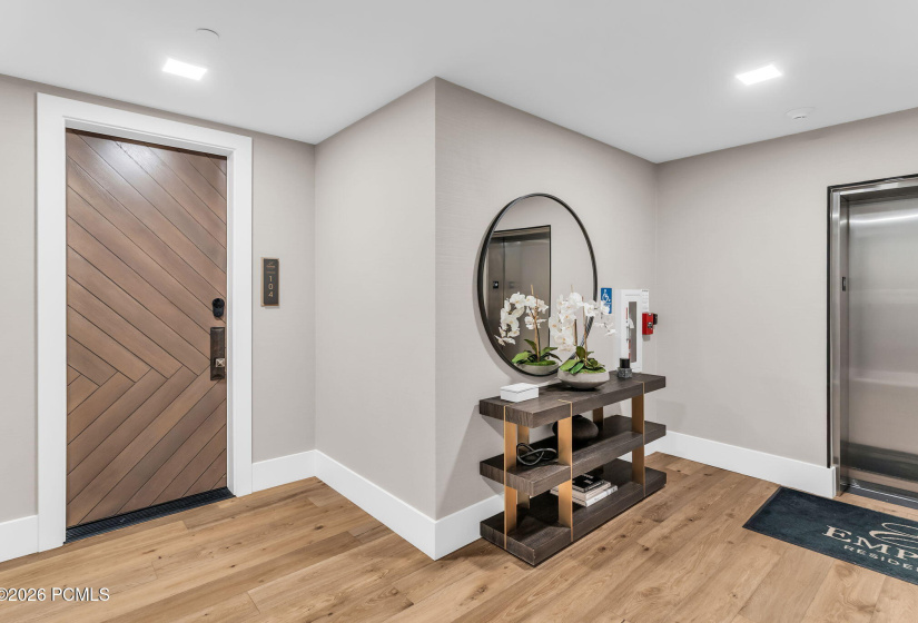 42-web-or-mls-7697-village-way-104