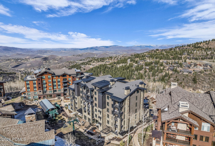 59-web-or-mls-7697-village-way-104