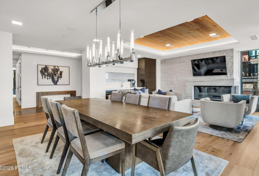 8-web-or-mls-7697-village-way-104