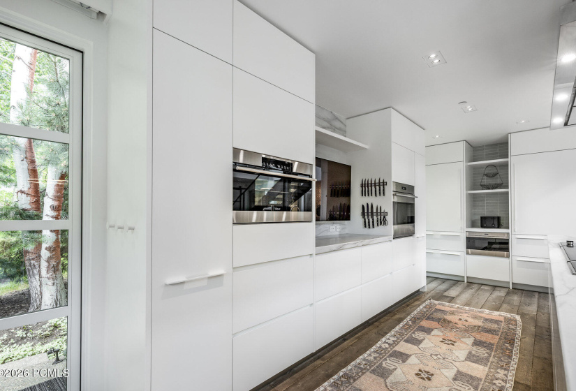 013_27-130websterct27_736