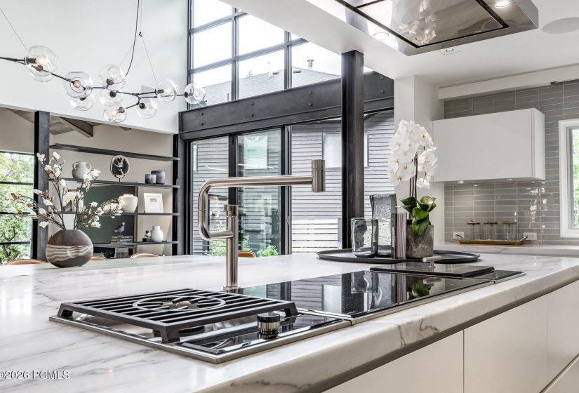 015_29-130websterct29_645