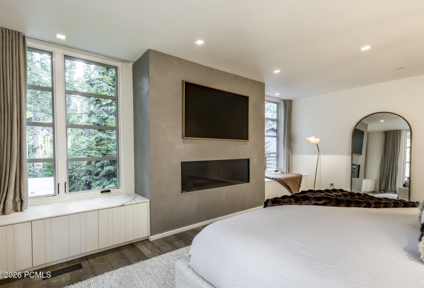 025_39-130websterct39_331