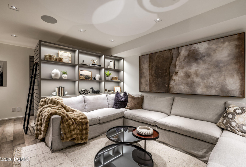 039_56-130websterct56_708