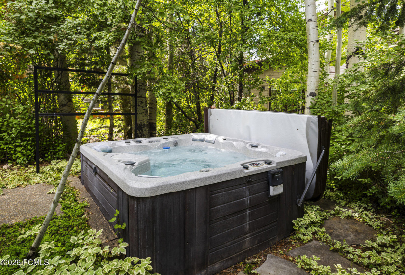 072_14-130websterct14_16