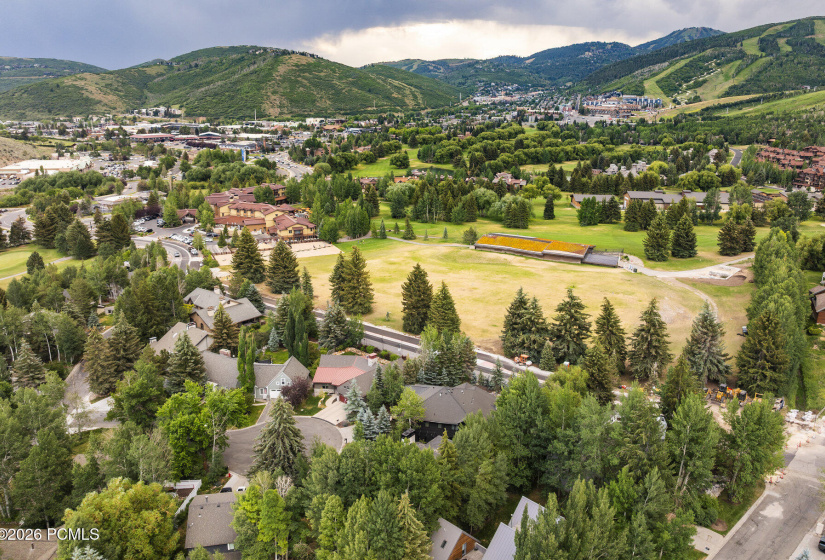 076_77-130websterct77_741