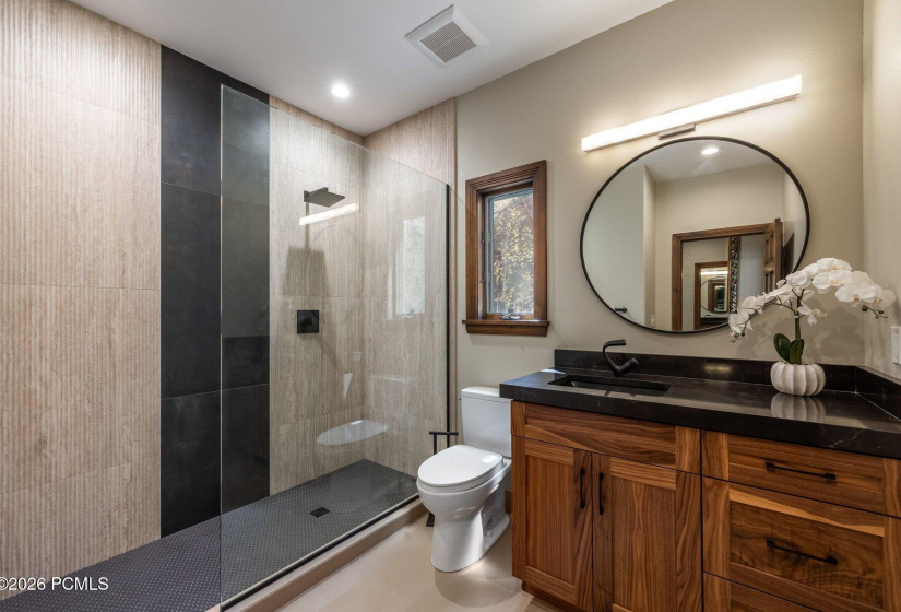 011_7457buckboarddr49_492