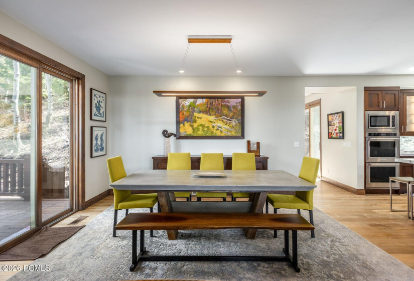 018_7457buckboarddr24_728