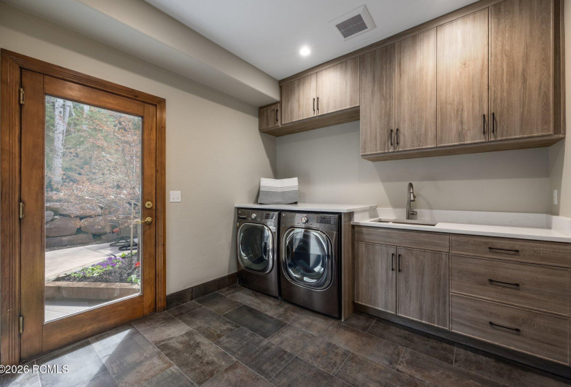 025_7457buckboarddr50_632