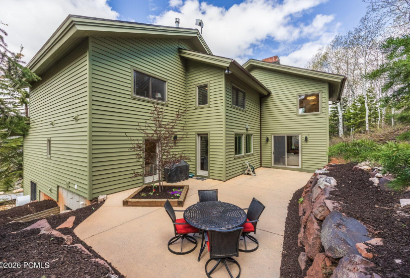 032_7457buckboarddr62_740