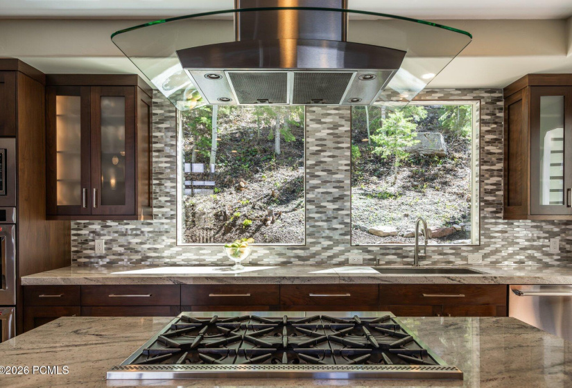 048_7457buckboarddr28_877