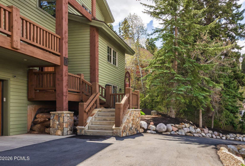 087_7457buckboarddr74_241