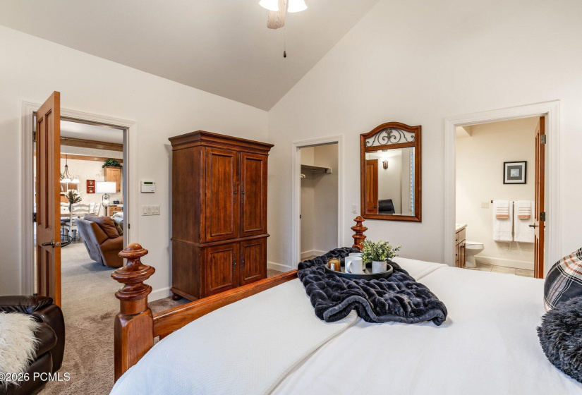 023_1164nvillagecircle-30_591