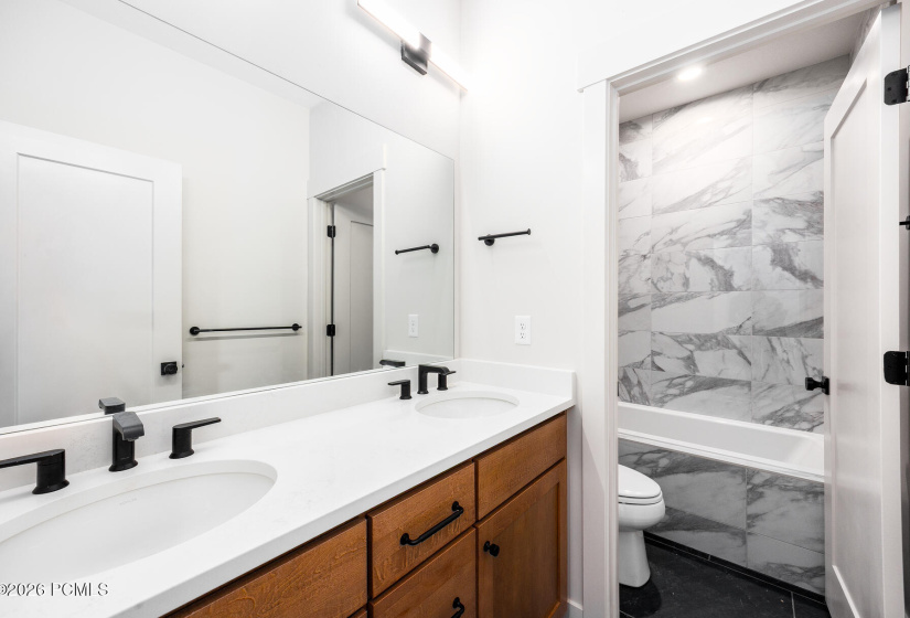 028_386wascentdrive-13-bh_664