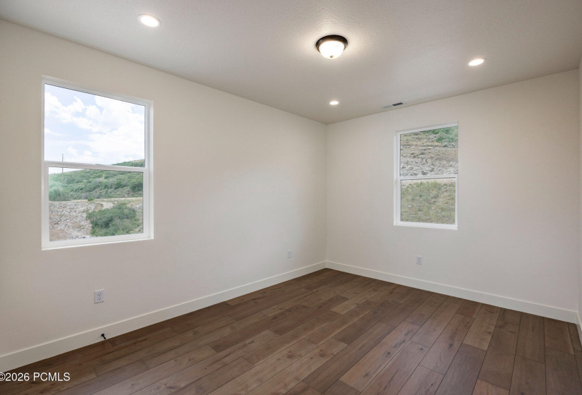 005_024_507_w_ascent_drive015_503_114