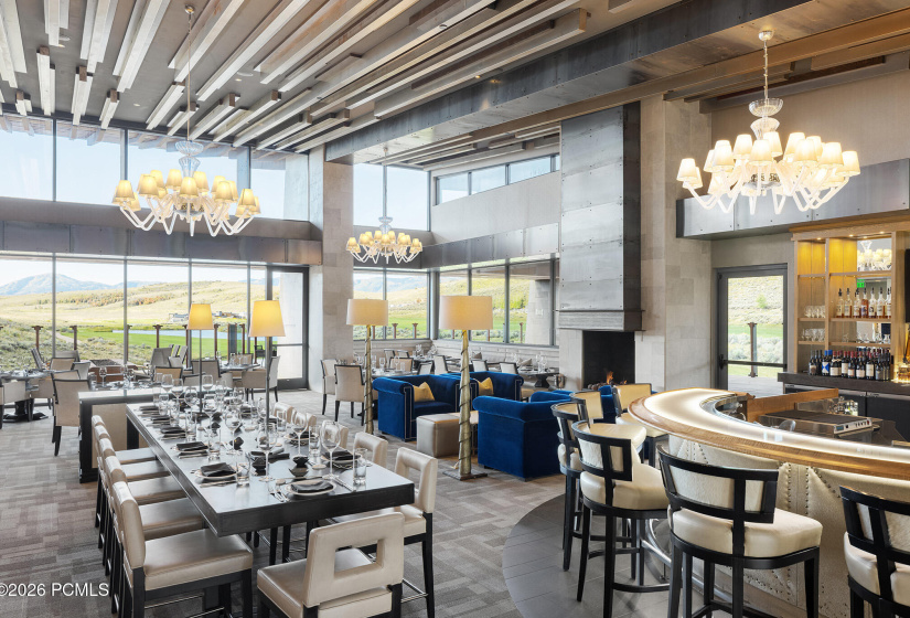 11_Peak Restaurant_Promontory