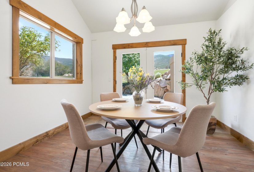 Guest Dining