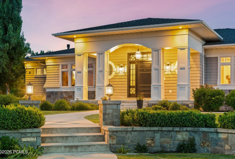 33_Exterior_1800x1200_4368041