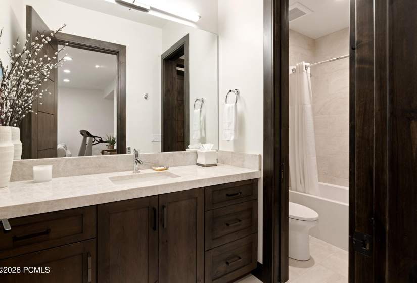 11547 Soaring Hawk Lane, Hideout, Utah 84036, 3 Bedroom Bedrooms, ,4 BathroomBathrooms,Residential,For Sale,Soaring Hawk,12603048