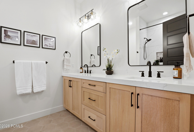 1000 Upper Cove Road, Park City, Utah 84098, 7 Bedroom Bedrooms, ,6 BathroomBathrooms,Residential,For Sale,Upper Cove,12602905