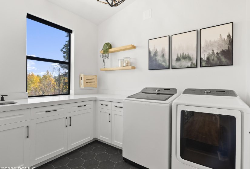 1000 Upper Cove Road, Park City, Utah 84098, 7 Bedroom Bedrooms, ,6 BathroomBathrooms,Residential,For Sale,Upper Cove,12602905