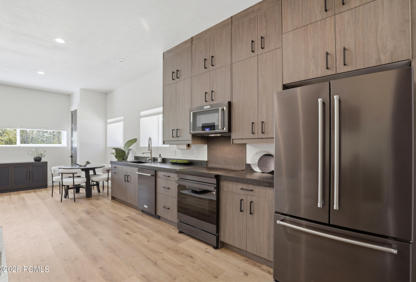 1000 Upper Cove Road, Park City, Utah 84098, 7 Bedroom Bedrooms, ,6 BathroomBathrooms,Residential,For Sale,Upper Cove,12602905