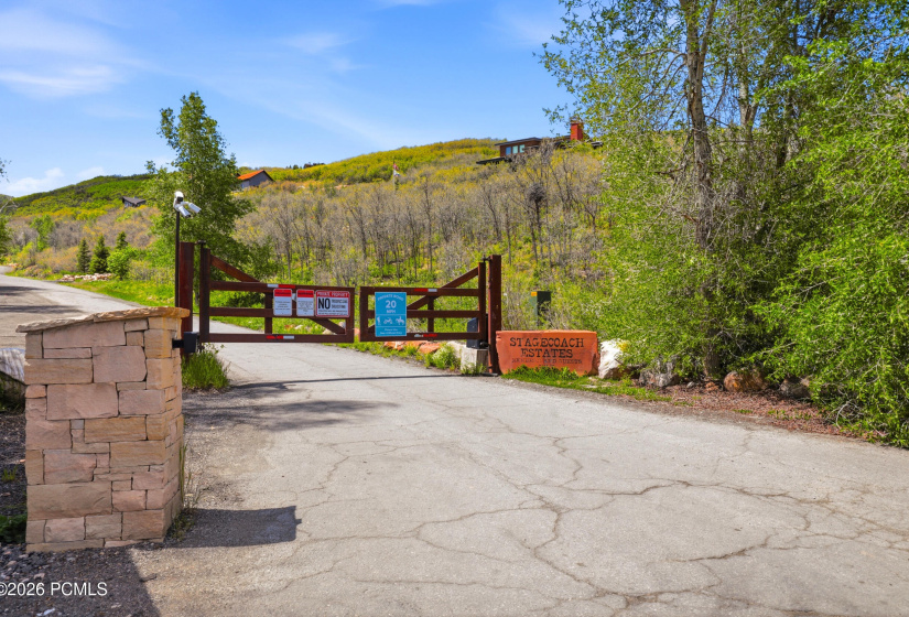 1000 Upper Cove Road, Park City, Utah 84098, 7 Bedroom Bedrooms, ,6 BathroomBathrooms,Residential,For Sale,Upper Cove,12602905