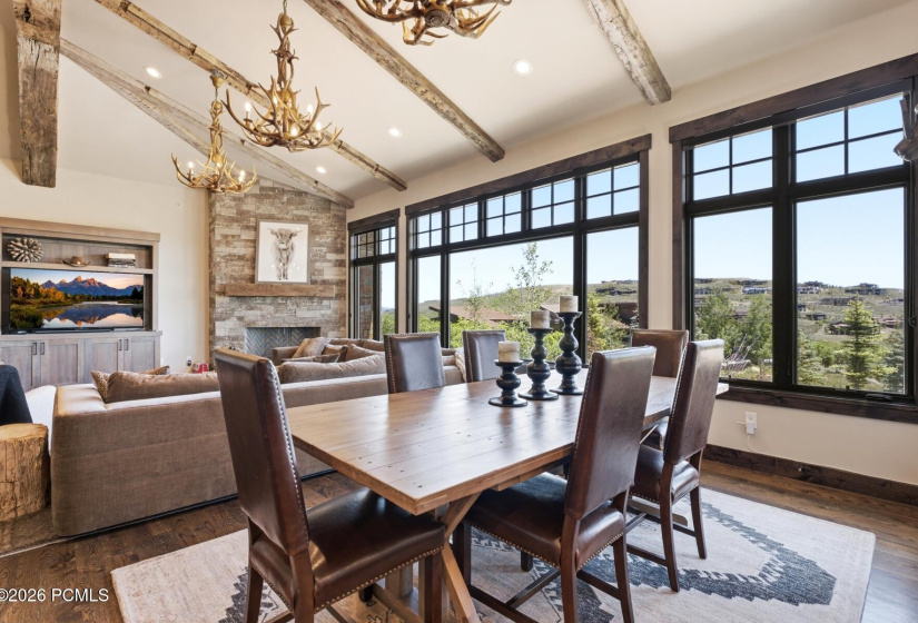 9468 Dye Cabins Drive, Park City, Utah 84098, 4 Bedroom Bedrooms, ,4 BathroomBathrooms,Residential,For Sale,Dye Cabins,12602757