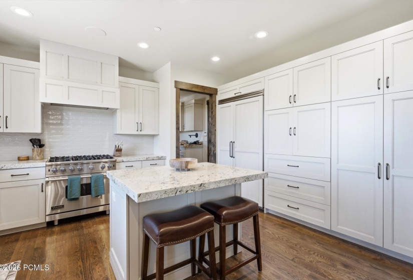 9468 Dye Cabins Drive, Park City, Utah 84098, 4 Bedroom Bedrooms, ,4 BathroomBathrooms,Residential,For Sale,Dye Cabins,12602757